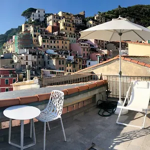 ai-pesci-room-rental.hotelitalianriviera.com/