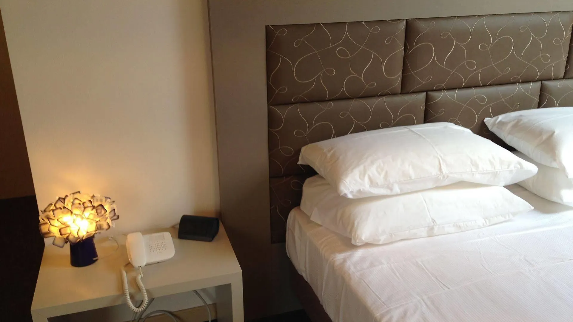 ***  Hotel Don Abbondio Lecco Italien
